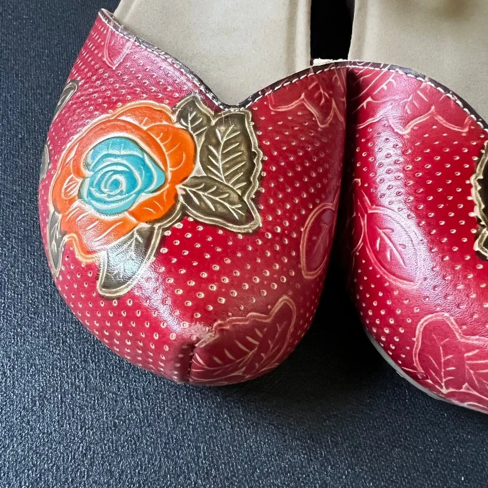 L'Artiste Lizzie-Rose Red Floral Leather Wedge Sandals 41 US 9.5-10 Boho Artsy